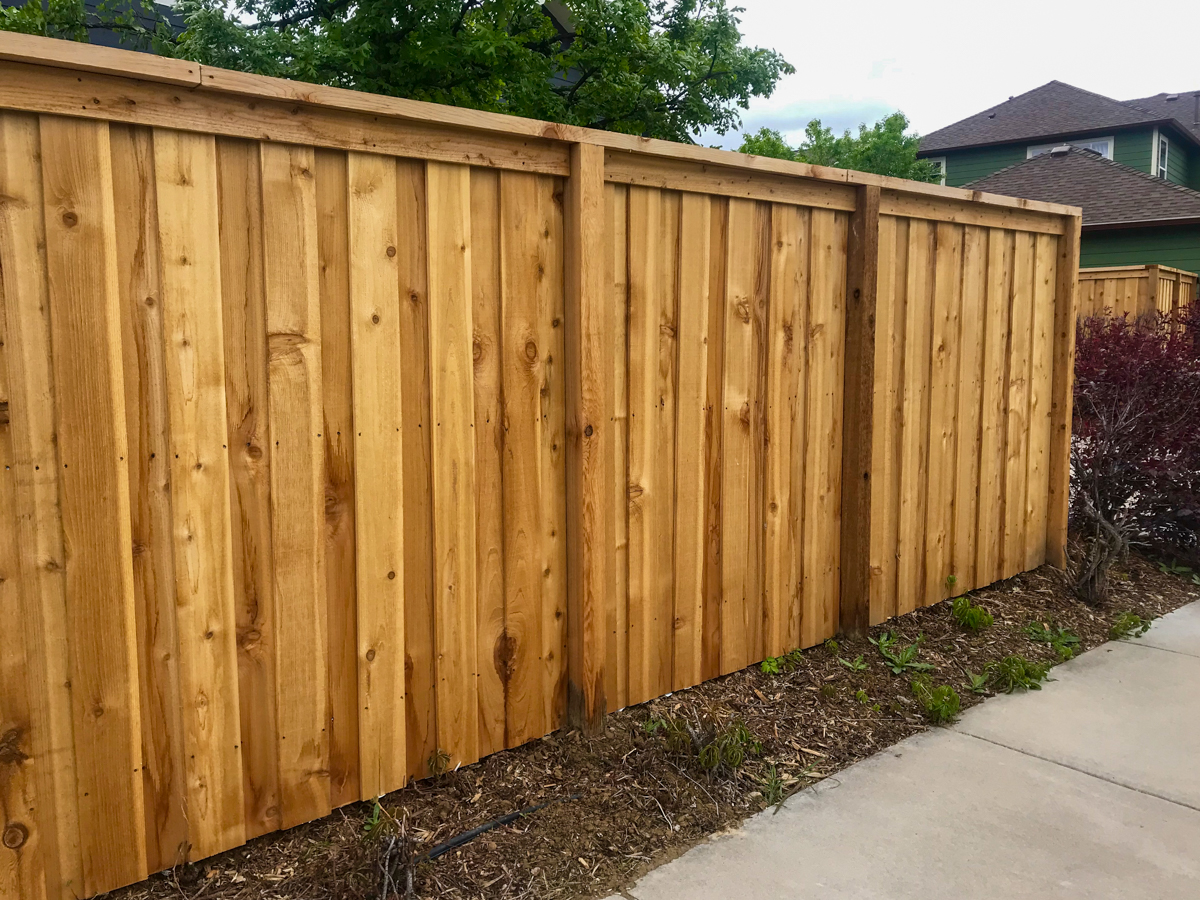 vertical board fence omaha